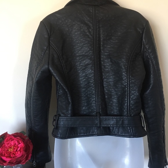 VS faux leather bomber NWOT - Picture 2 of 5